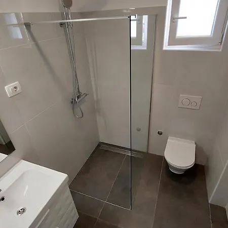 Apartamento Aurora Apartment, *