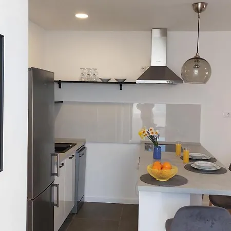 Aurora Apartment, Apartman *